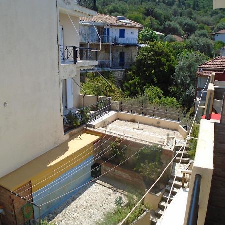 Orfeas Rooms Vasiliki Exterior foto
