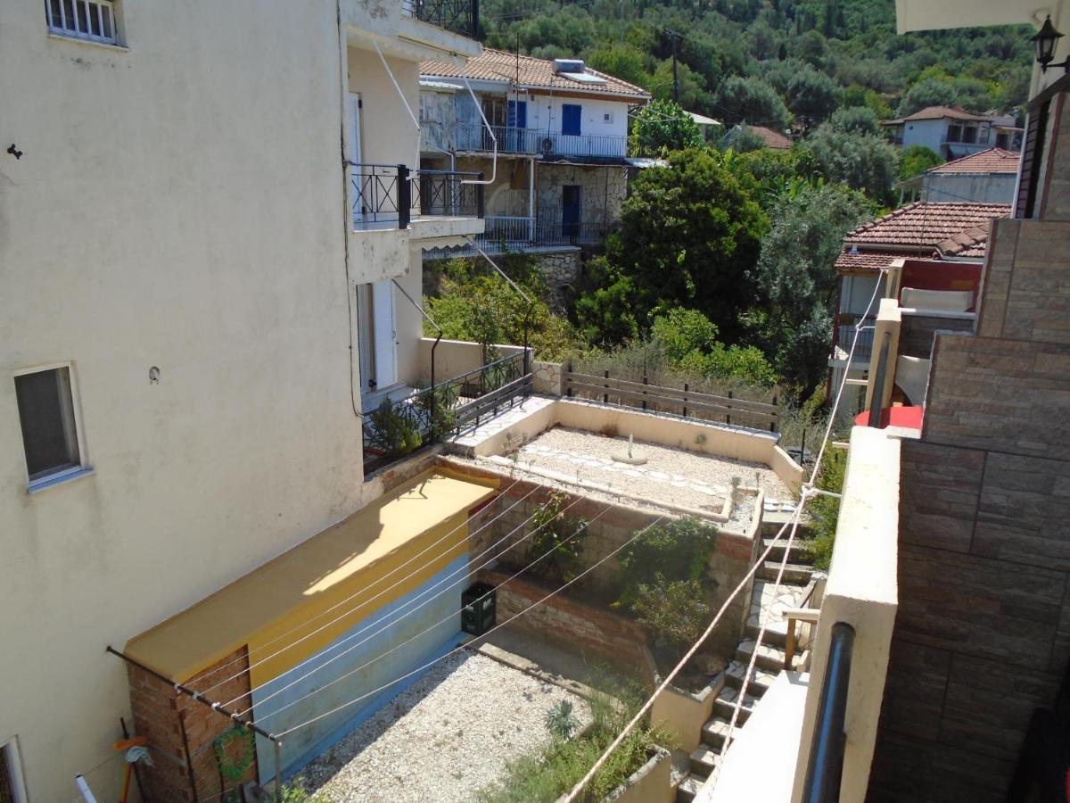 Orfeas Rooms Vasiliki Exterior foto