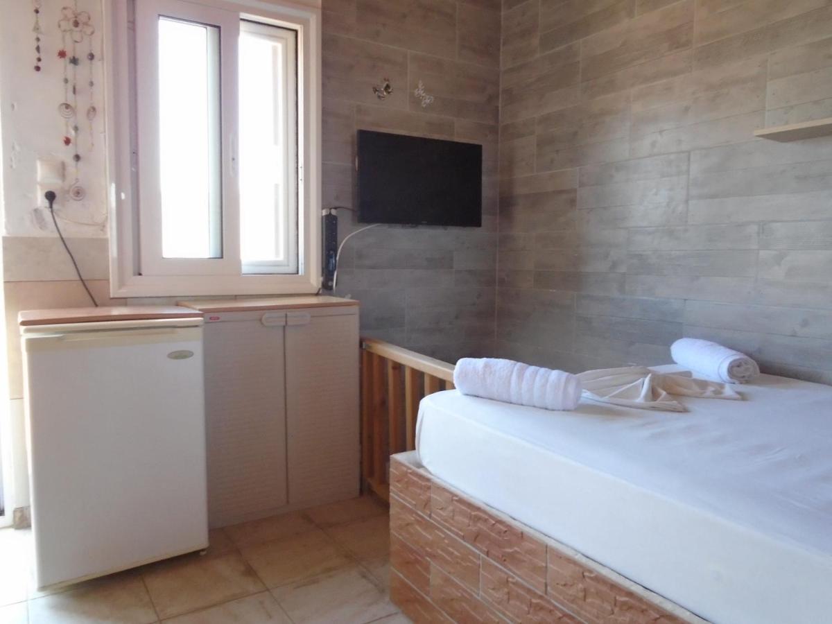 Orfeas Rooms Vasiliki Exterior foto