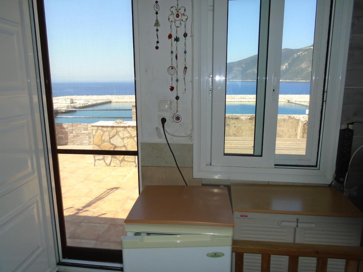 Orfeas Rooms Vasiliki Exterior foto