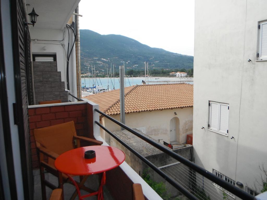 Orfeas Rooms Vasiliki Quarto foto