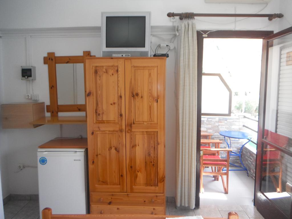 Orfeas Rooms Vasiliki Quarto foto